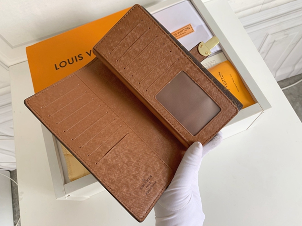 LVコピーウォレット細部ディテール